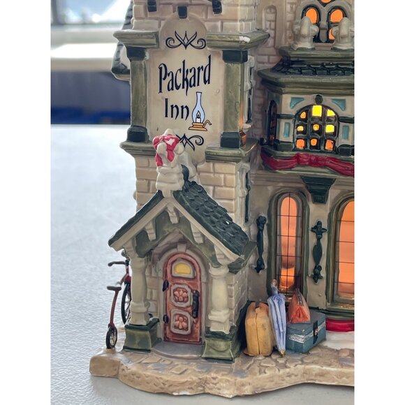 Lemax Packard Inn 2003 Lighted Holiday Village Decoration Porcelain Figurine - Picture 2 of 11